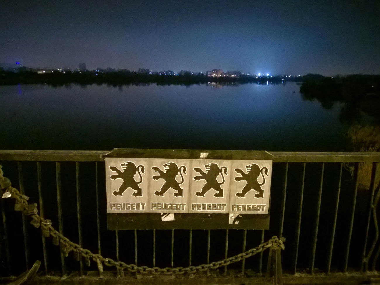 Graffiti Street Art - Photo by West - Peugeot (2017)