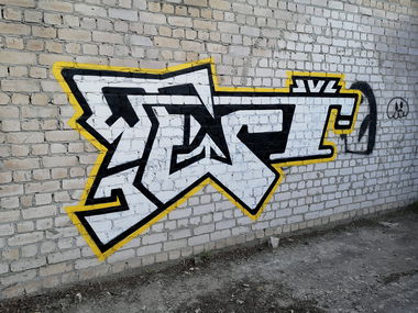 Graffiti Wall - Photo by West (2021)