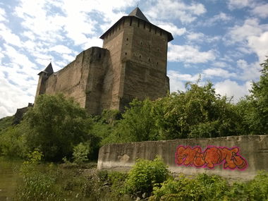 Graffiti Wall - Photo by West (2019)