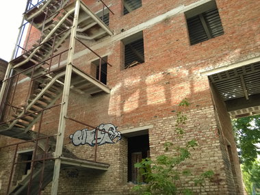 Graffiti Wall - Photo by West (2017)