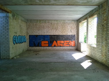 Graffiti Wall - Photo by West - McLaren (2018)