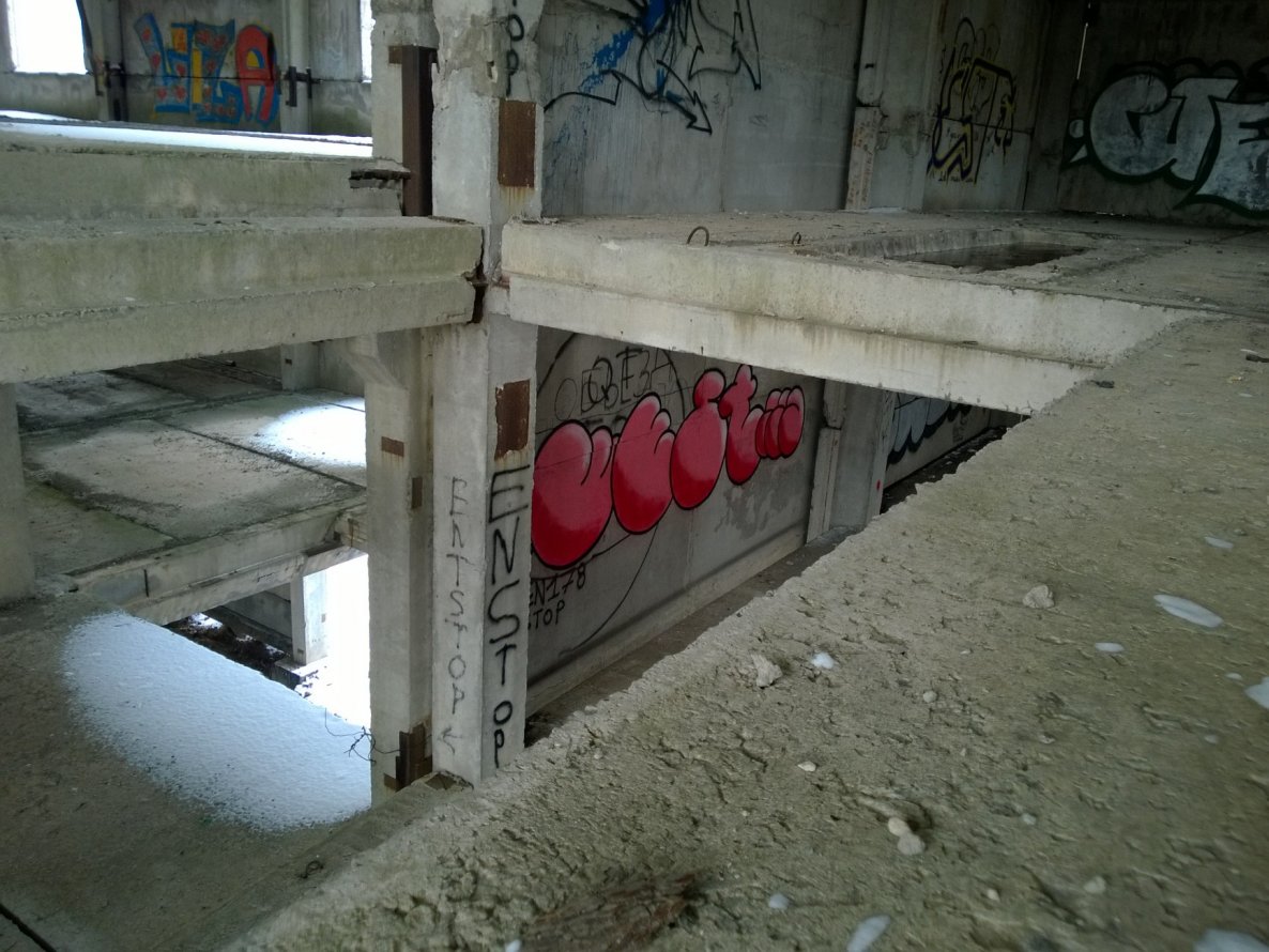 Graffiti Wall - Photo by West (2015)