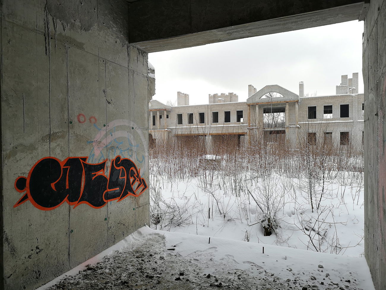 Graffiti Wall - Photo by West (2022)