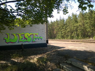 Graffiti Wall - Photo by West - FluorOnly, Fluor_Only (2016)