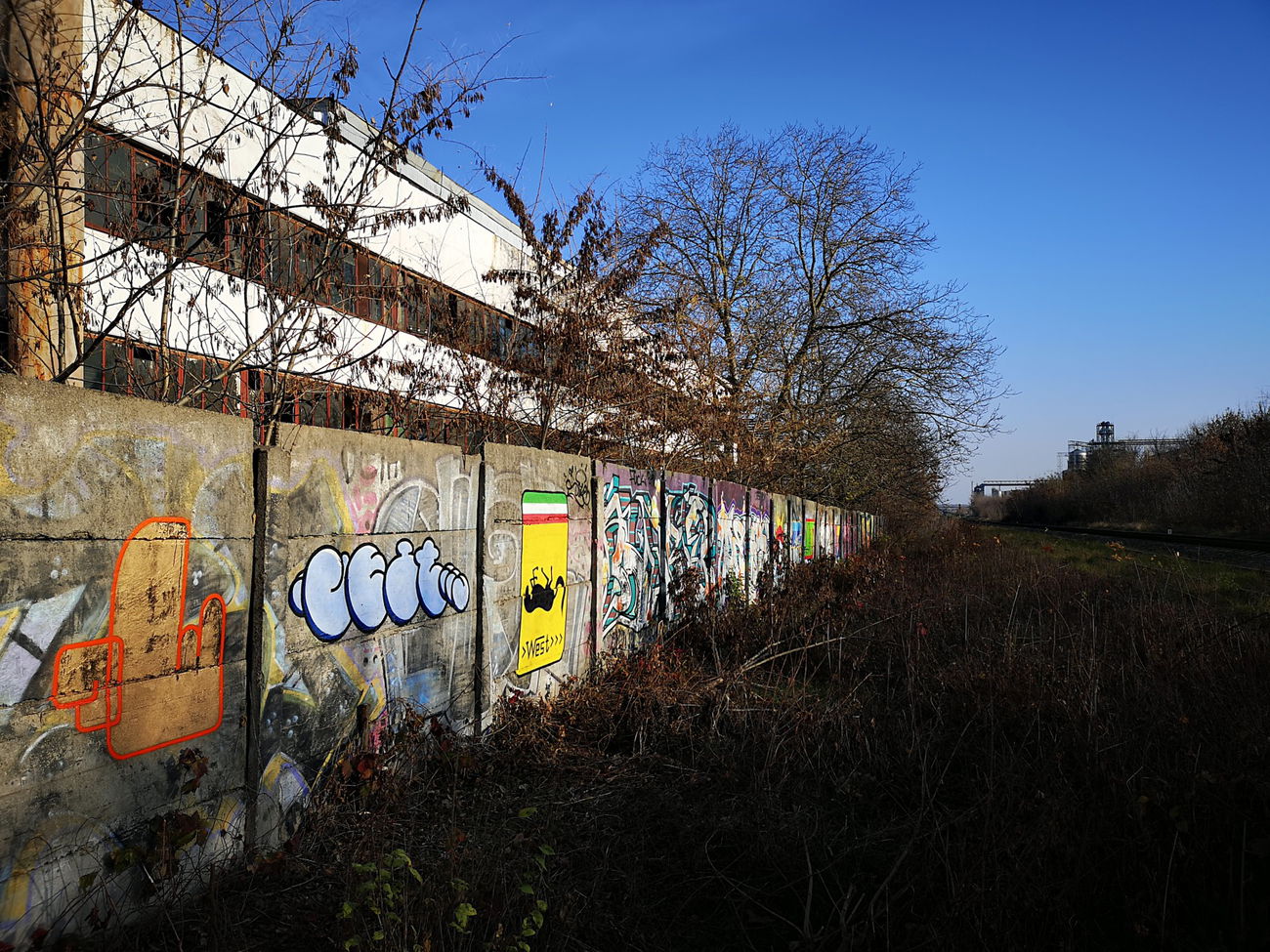 Graffiti Wall - Photo by West (2022)