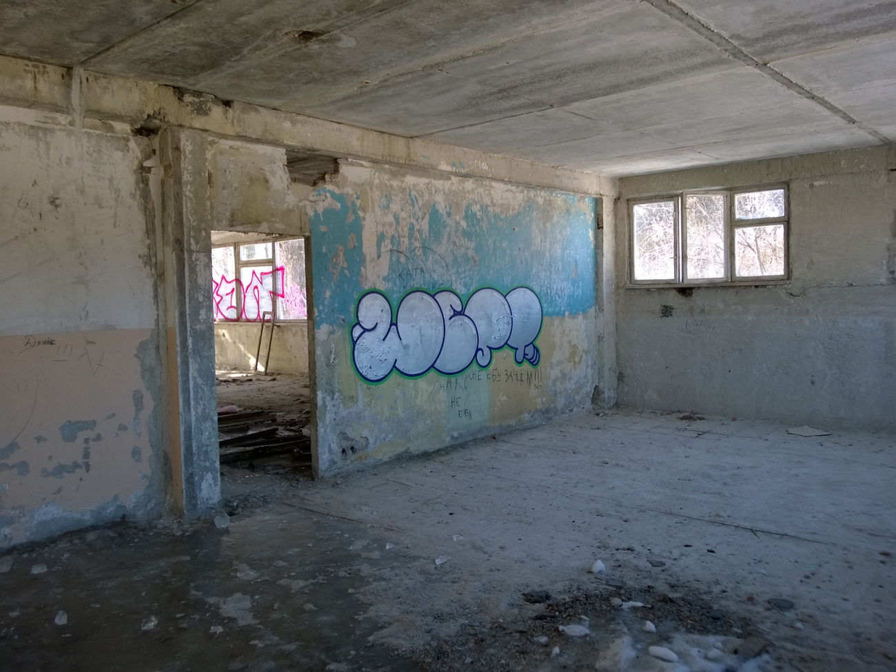 Graffiti Wall - Photo by West (2019)