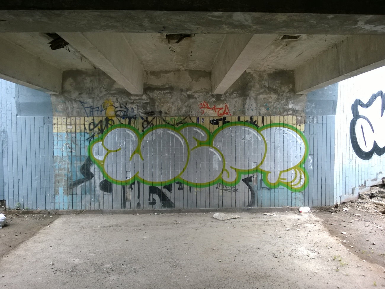 Graffiti Wall - Photo by West (2018)