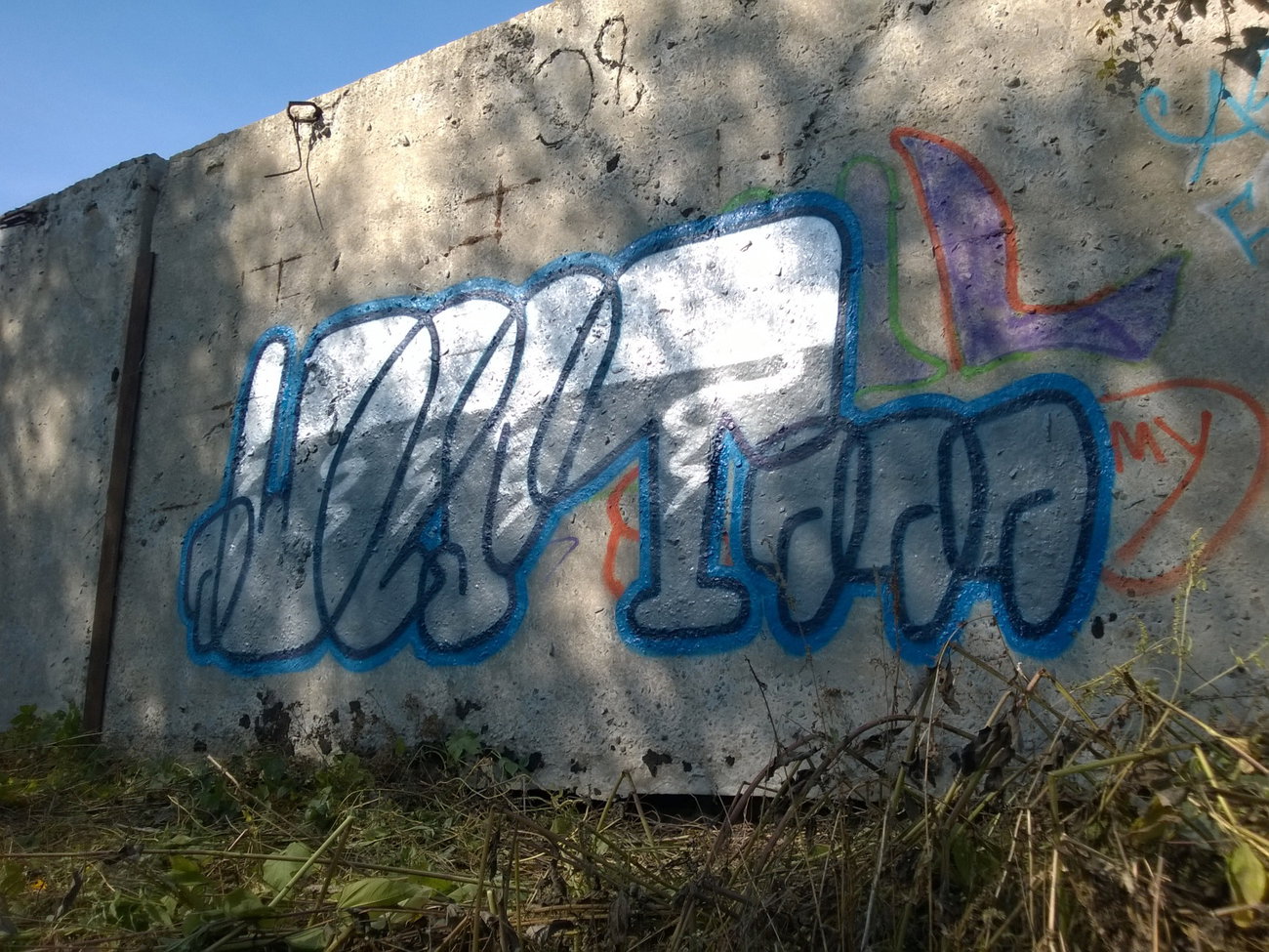 Graffiti Wall - Photo by West (2015)