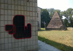 Graffiti Wall - Photo by West (2017)