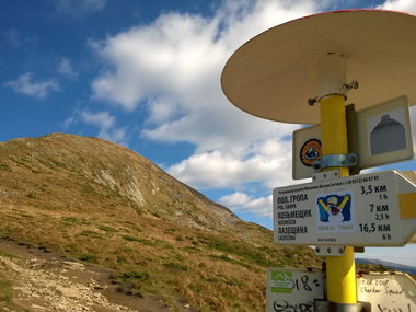 Graffiti Wall - Photo by West - RussiaToday, Russia_Today, Homer (2018)