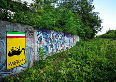 Graffiti Street Art - Photo by West - Ferrari (2022)