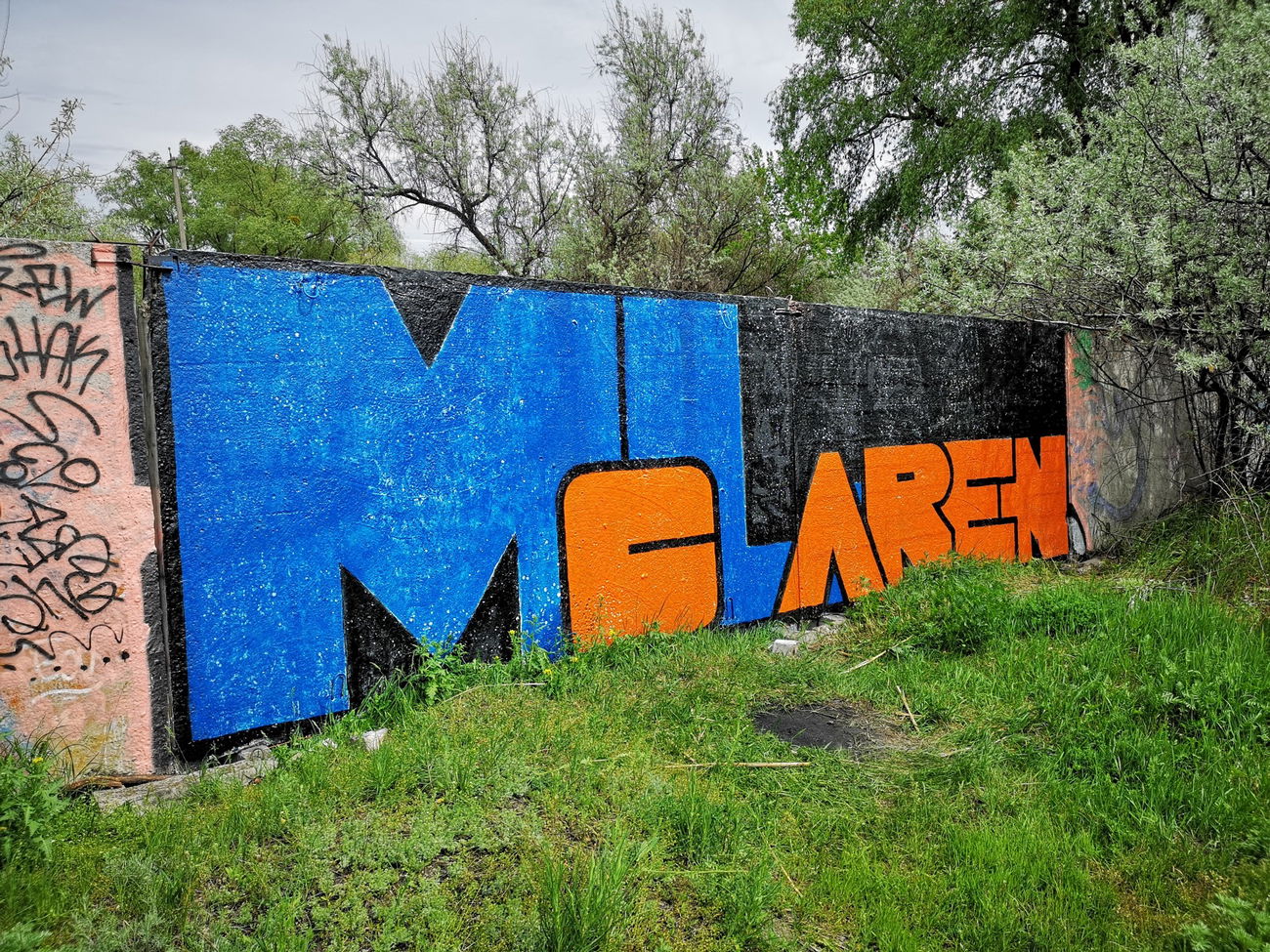 Graffiti Wall - Photo by West - McLaren (2020)
