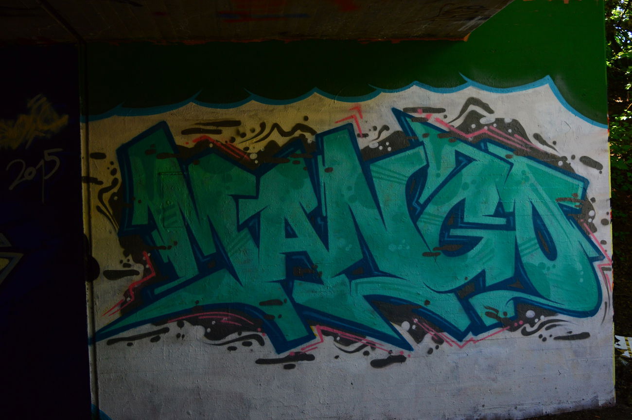 Graffiti Wall - Photo by WhiteBoy77 - Mango, GBS, CKS (2015)