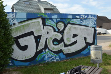 Graffiti Bombing - Photo by WhiteBoy77 - gpc, gpcs, vier (2015)