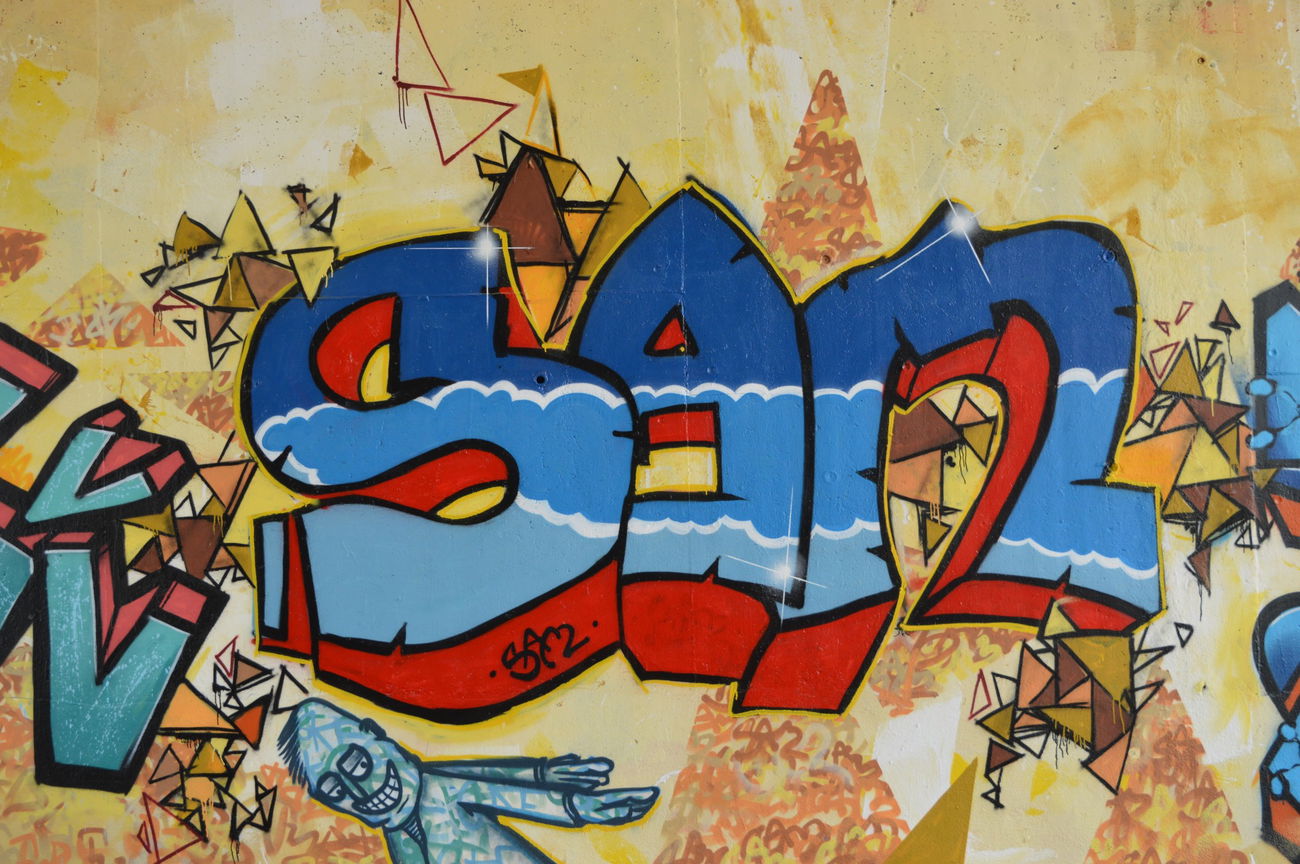 Graffiti Wall - Photo by WhiteBoy77 - heidelber, cks, gb