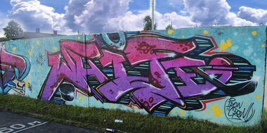 Graffiti Wall - Photo by Whiteone - white (2013)