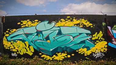 Graffiti Wall - Photo by Whiteone