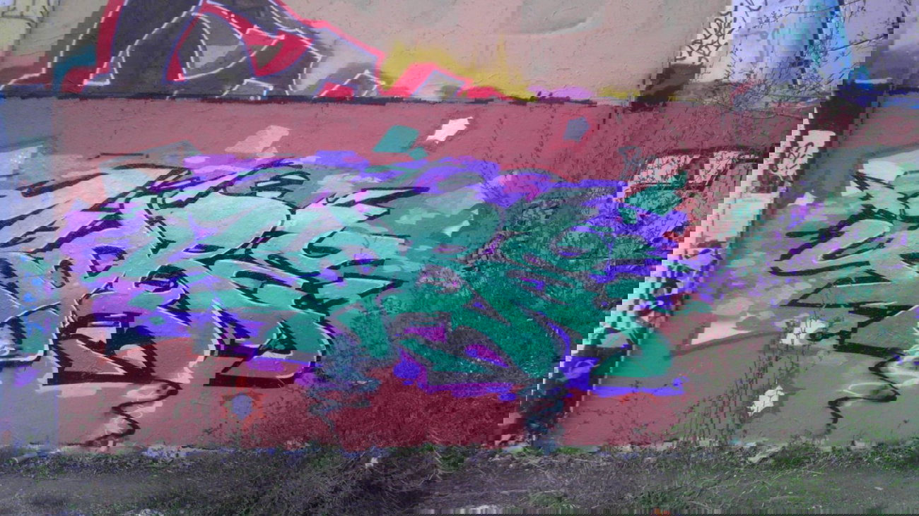 Graffiti Wall in Tübingen - Photo by WhoKares - Tübingen (2013)