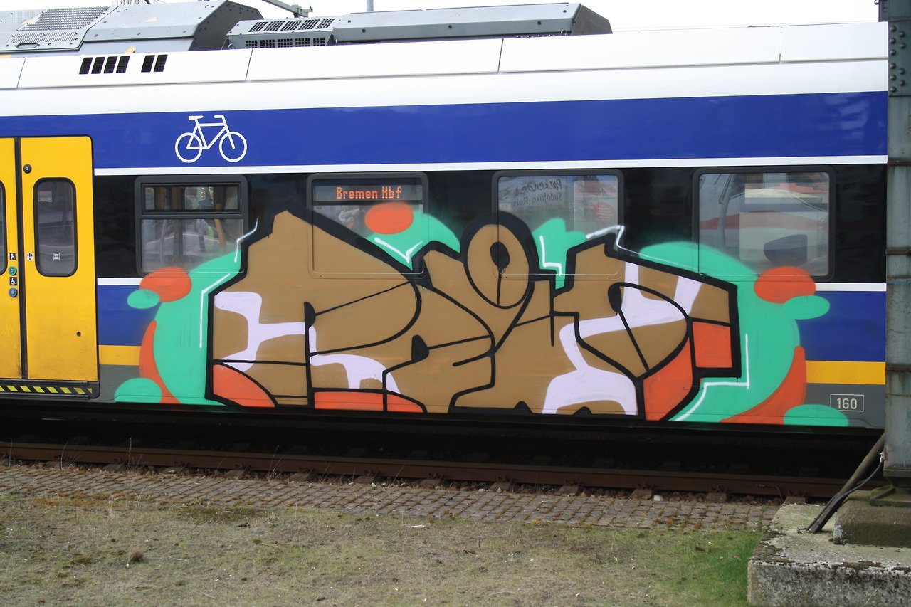 Graffiti Train in Oldenburg - Photo by WhootsUp - Primo (2013)
