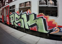 Graffiti Train - Photo by WhootsUp - PSK (2015)