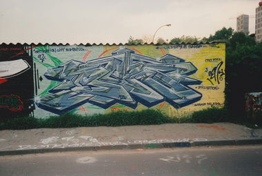 Graffiti Wall - Photo by WildstyleShop - graffiti, berlin, ben