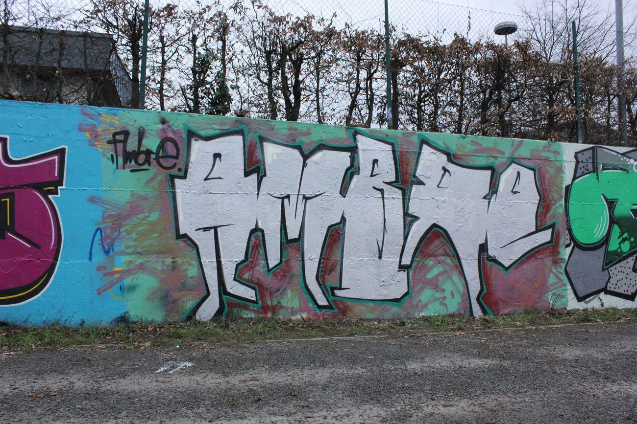 Graffiti Wall - Photo by Willitanner - ambre, bombing (2016)