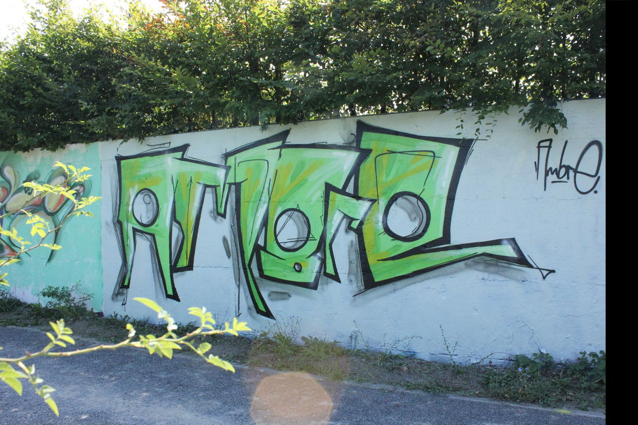 Graffiti Photo by Willitanner (2015)