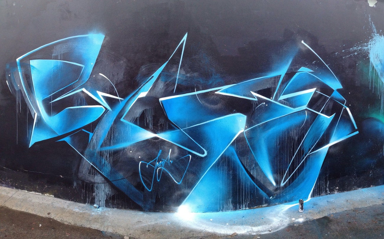Graffiti Wall - Photo by Wius - Wius