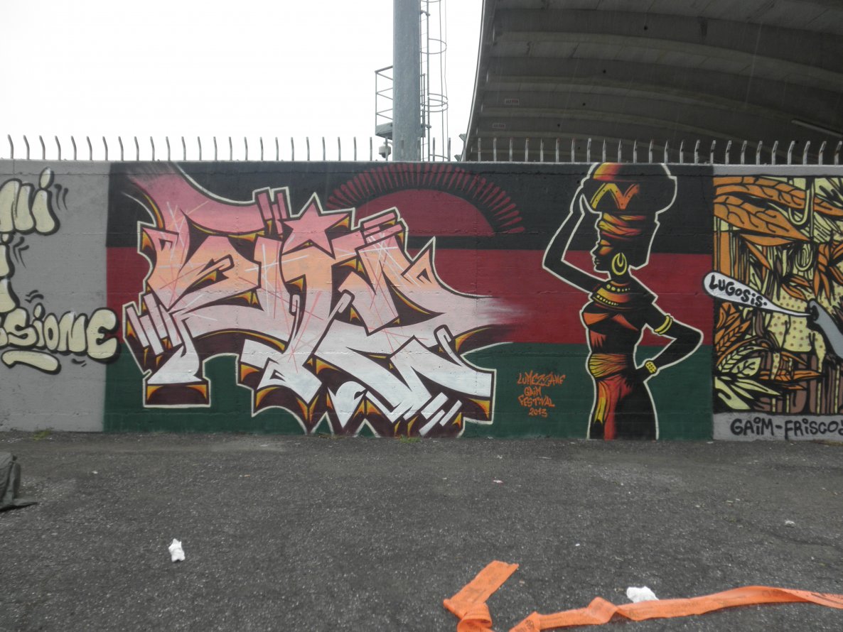 Graffiti Wall - Photo by WizArt