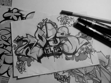 Graffiti Sketch - Photo by WoesOne - woes