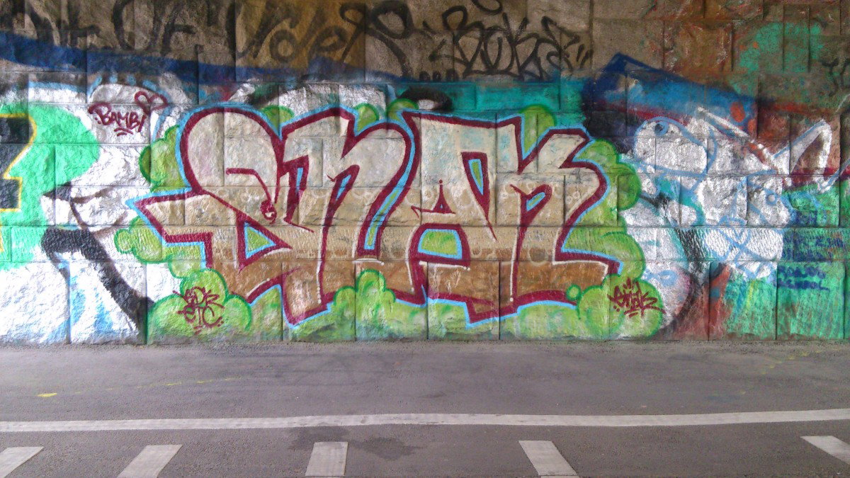 Graffiti Wall in Vienna - Photo by Wolfneck - stompdown, sdk, canada
