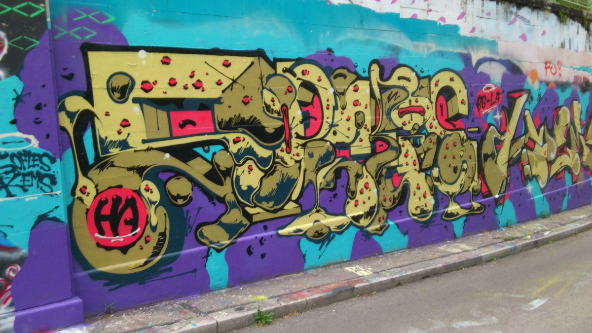 Graffiti Wall in Vienna - Photo by Wolfneck - vienna, austria, danube