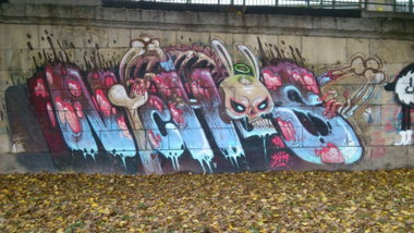 Graffiti Wall in Vienna - Photo by Wolfneck - rabbit, eye, movement