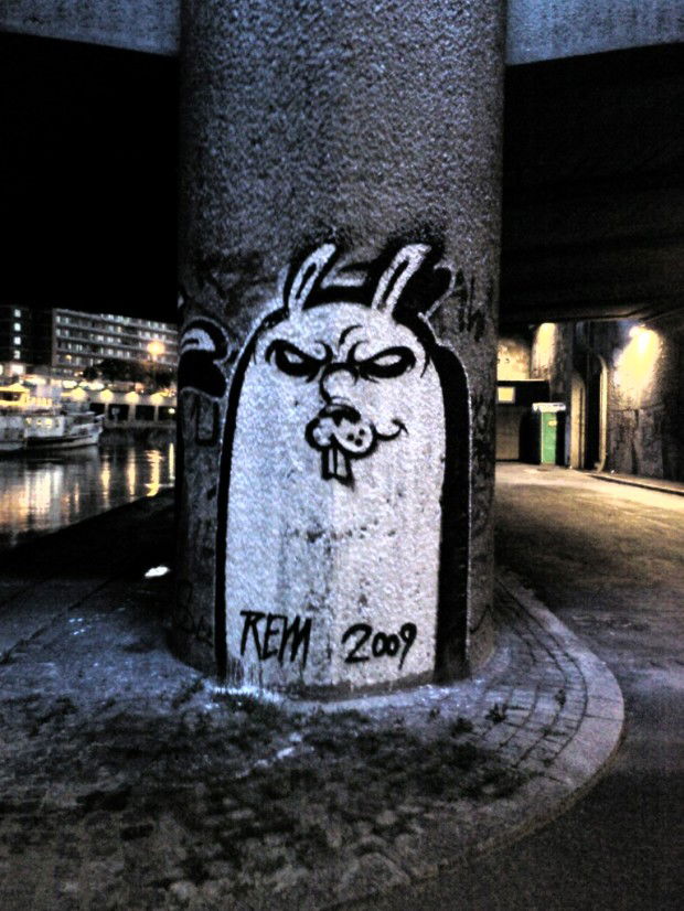 Graffiti Bombing in Vienna - Photo by Wolfneck - nychos, rabbit, eye (2009)