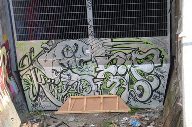 Graffiti Wall in Berlin - Photo by Wolfneck - berlin, graffiti, germany