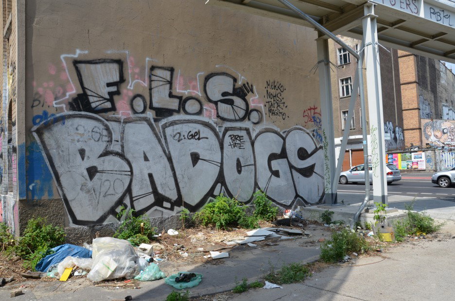 Graffiti Bombing in Berlin - Photo by Wolfneck - abandoned, berlin, germany