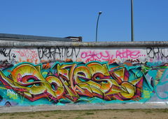 Graffiti Wall in Berlin - Photo by Wolfneck - sofles, australia, europ (2013)