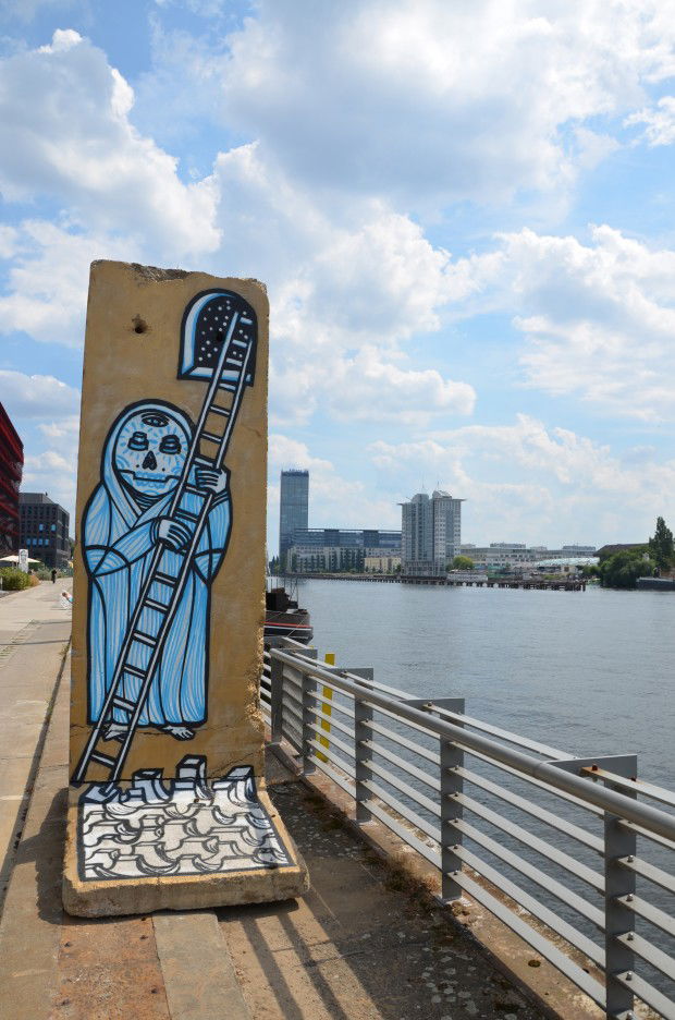 Graffiti Street Art in Berlin - Photo by Wolfneck - berlin, wall, streetart