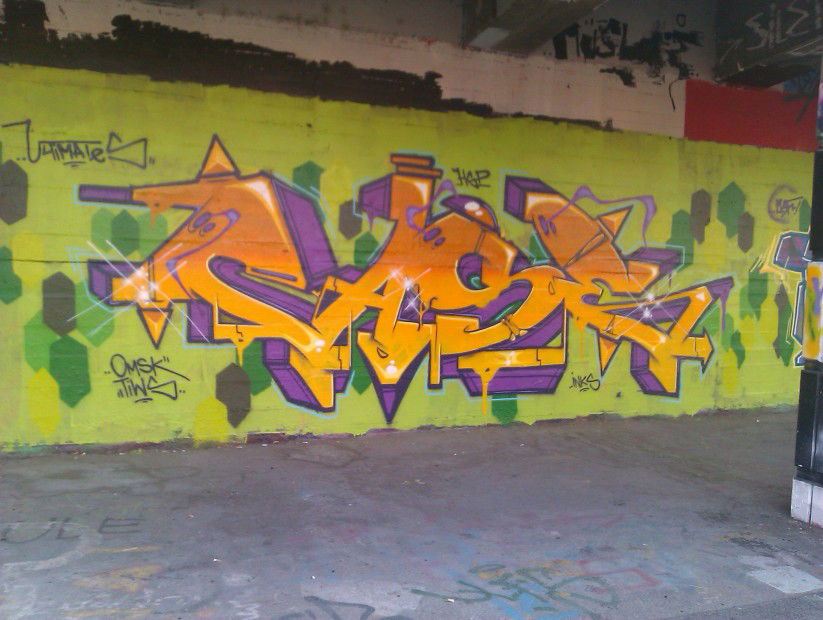 Graffiti Wall in Vienna - Photo by Wolfneck - vienna, wall, hall