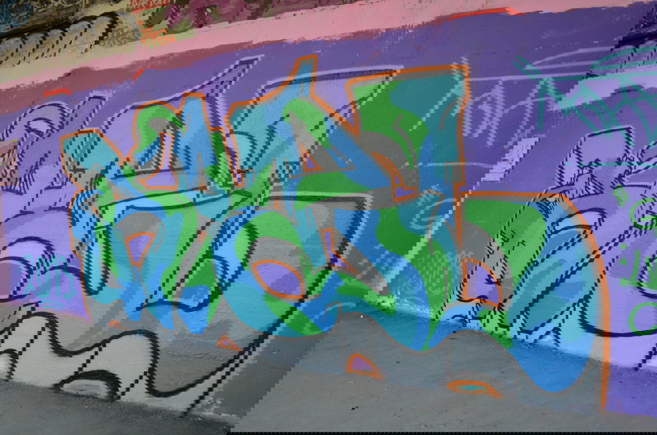 Graffiti Wall in Vienna - Photo by Wolfneck - razel, vienna, wien