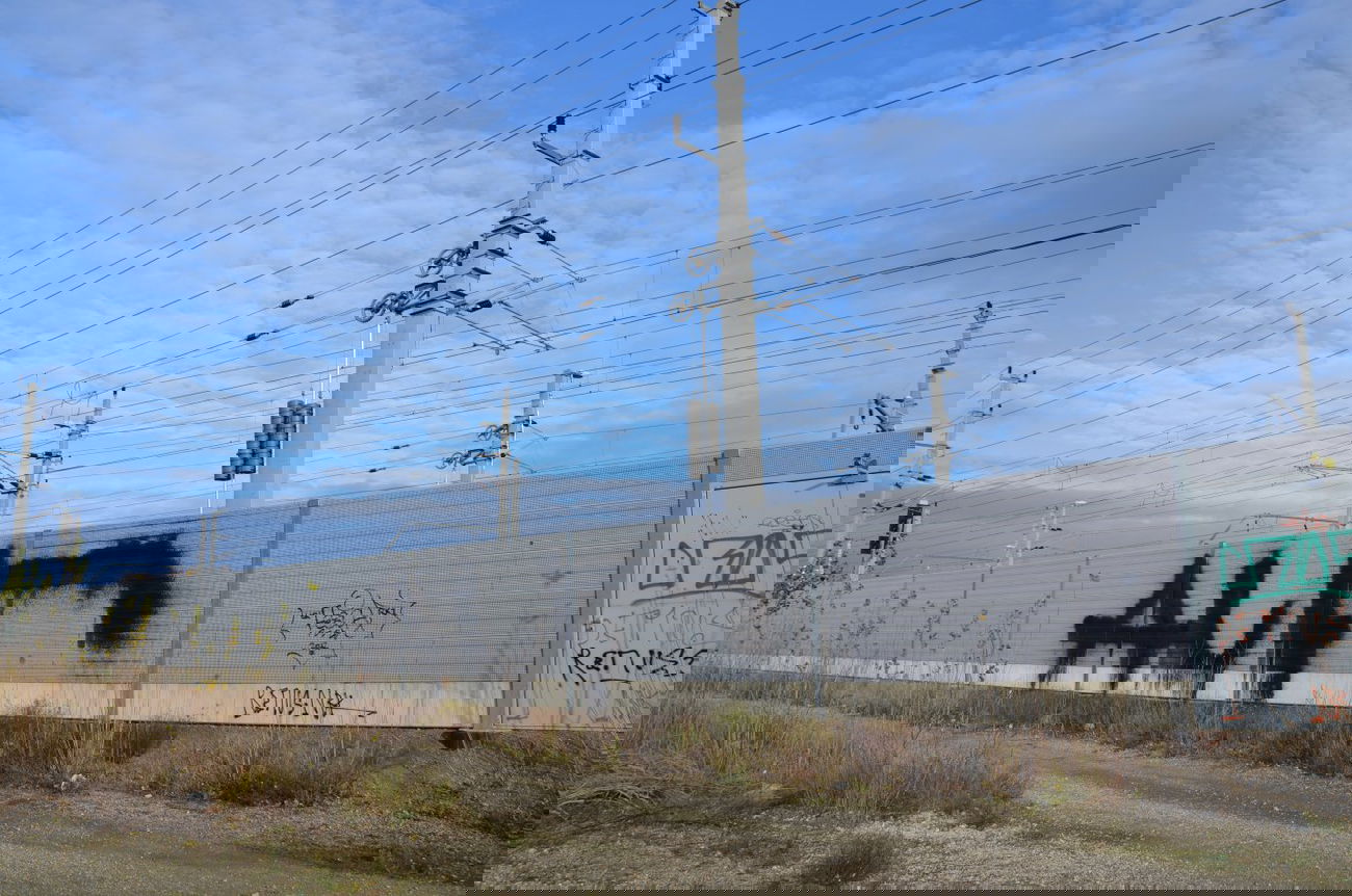 Graffiti Bombing in Vienna - Photo by Wolfneck - alf, graffiti, fire