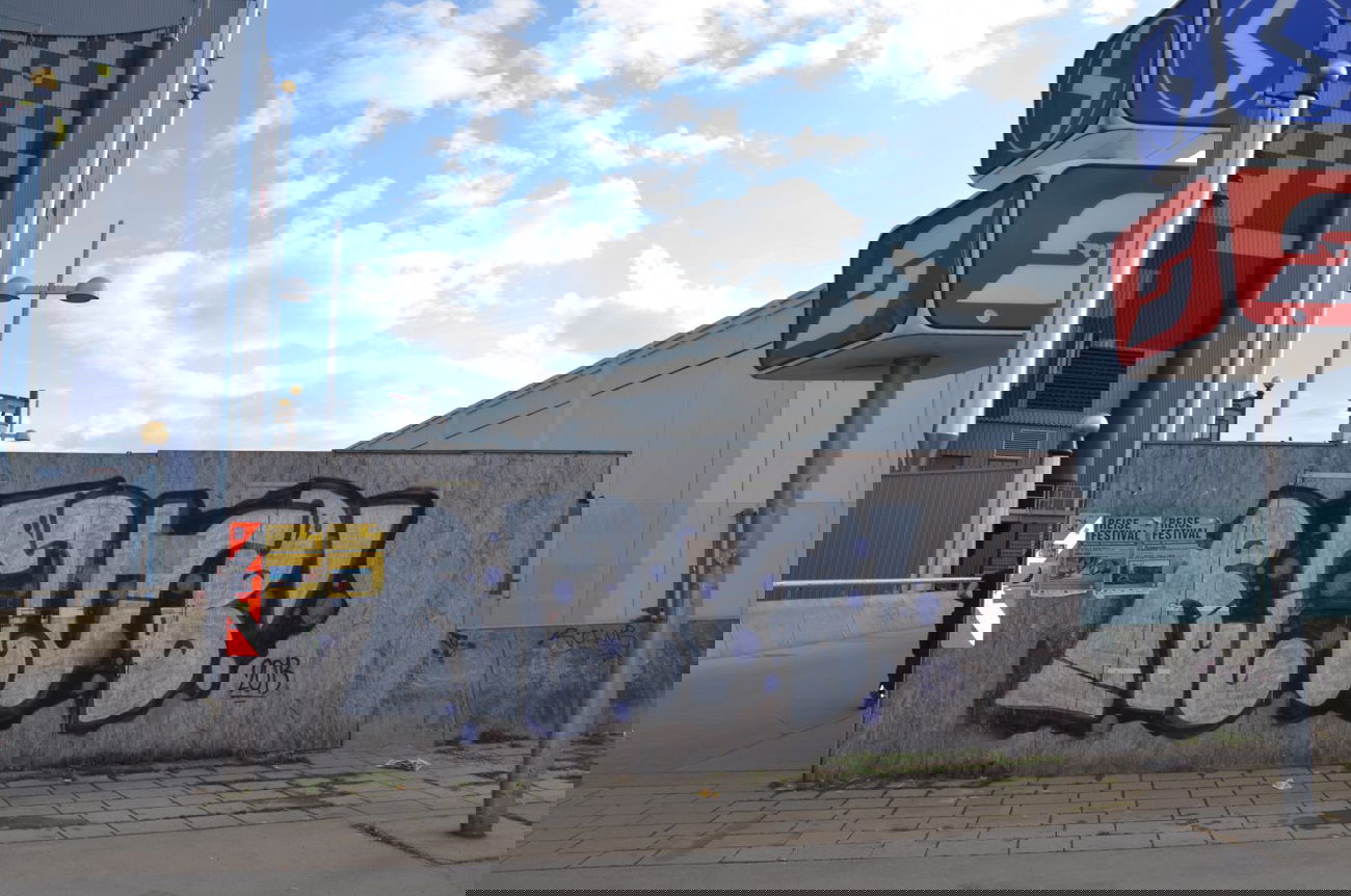 Graffiti Wall - Photo by Wolfneck