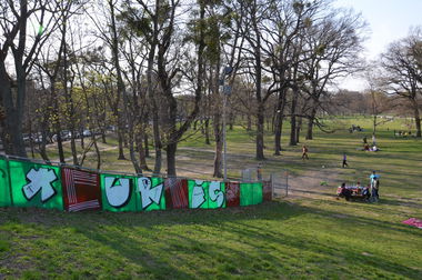 Graffiti Bombing in Vienna - Photo by Wolfneck - curtis, vienna, wien