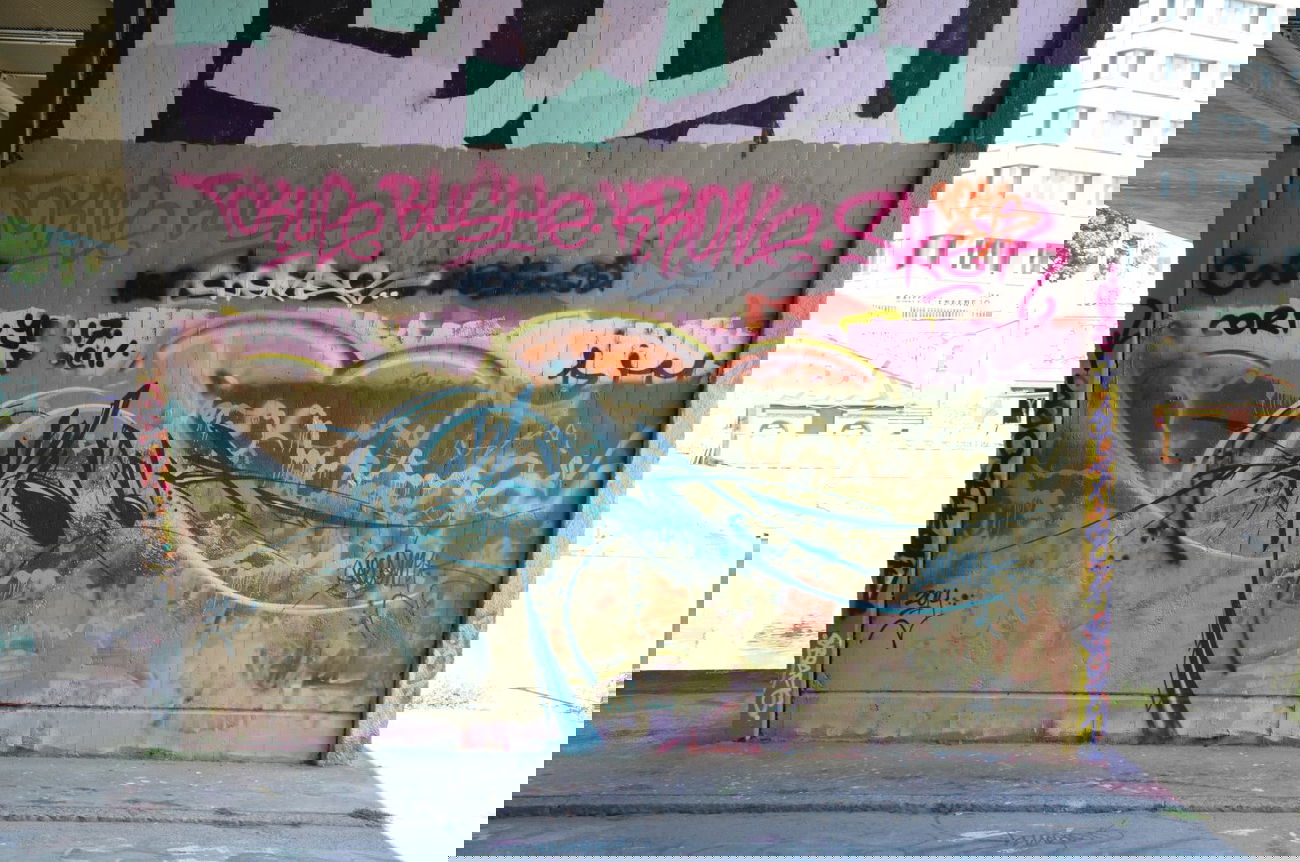 Graffiti Wall in Vienna - Photo by Wolfneck - yelom, graffiti, wien