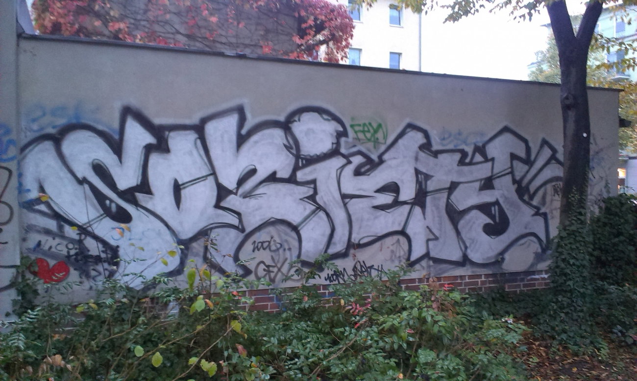 Graffiti Wall - Photo by Worm - WORM, TLB