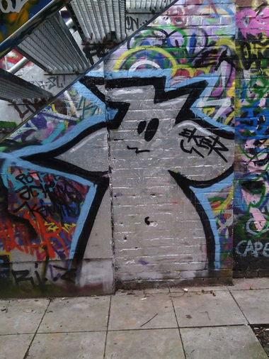 Graffiti Wall - Photo by WurstUndKaese - Eker, one, Gütersloh