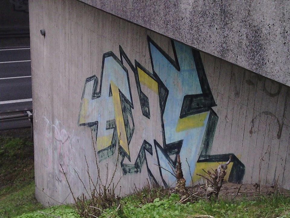 Graffiti Bombing - Photo by WurstUndKaese - AHS, ARTHOOLS