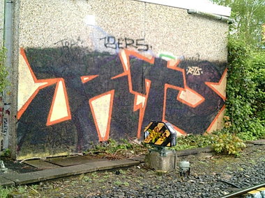 Graffiti Bombing - Photo by WurstUndKaese - Eker, merok, Rts (2014)