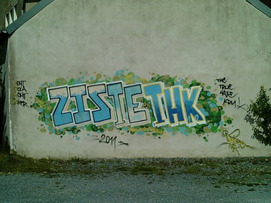 Graffiti Bombing - Photo by WurstUndKaese - Ziste, Quiste, THK (2011)