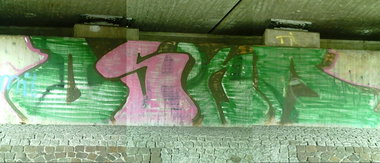 Graffiti Bombing - Photo by WurstUndKaese - OSKA